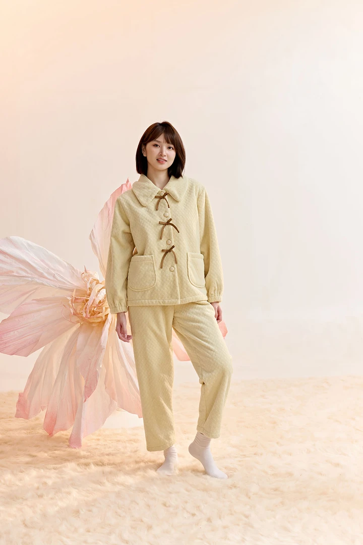 Fiarady/花丛丽影孤品捡漏34812023牛奶绒女套冬款家居服冬季套装