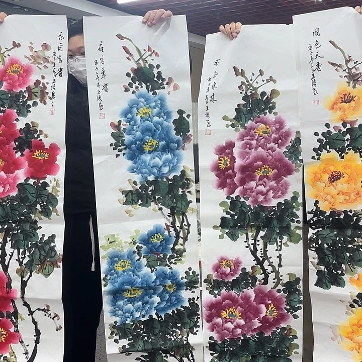 国画无毛或近无毛或被
