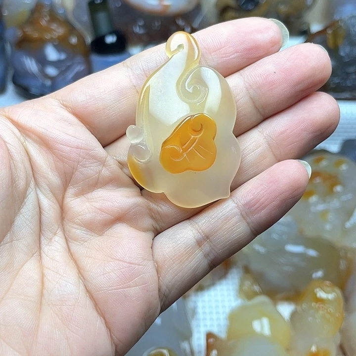 玛瑙/玉髓饰品未镶嵌安*