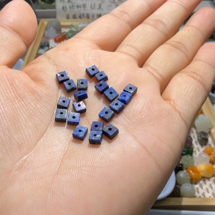 和田玉未镶嵌珠宝半成品