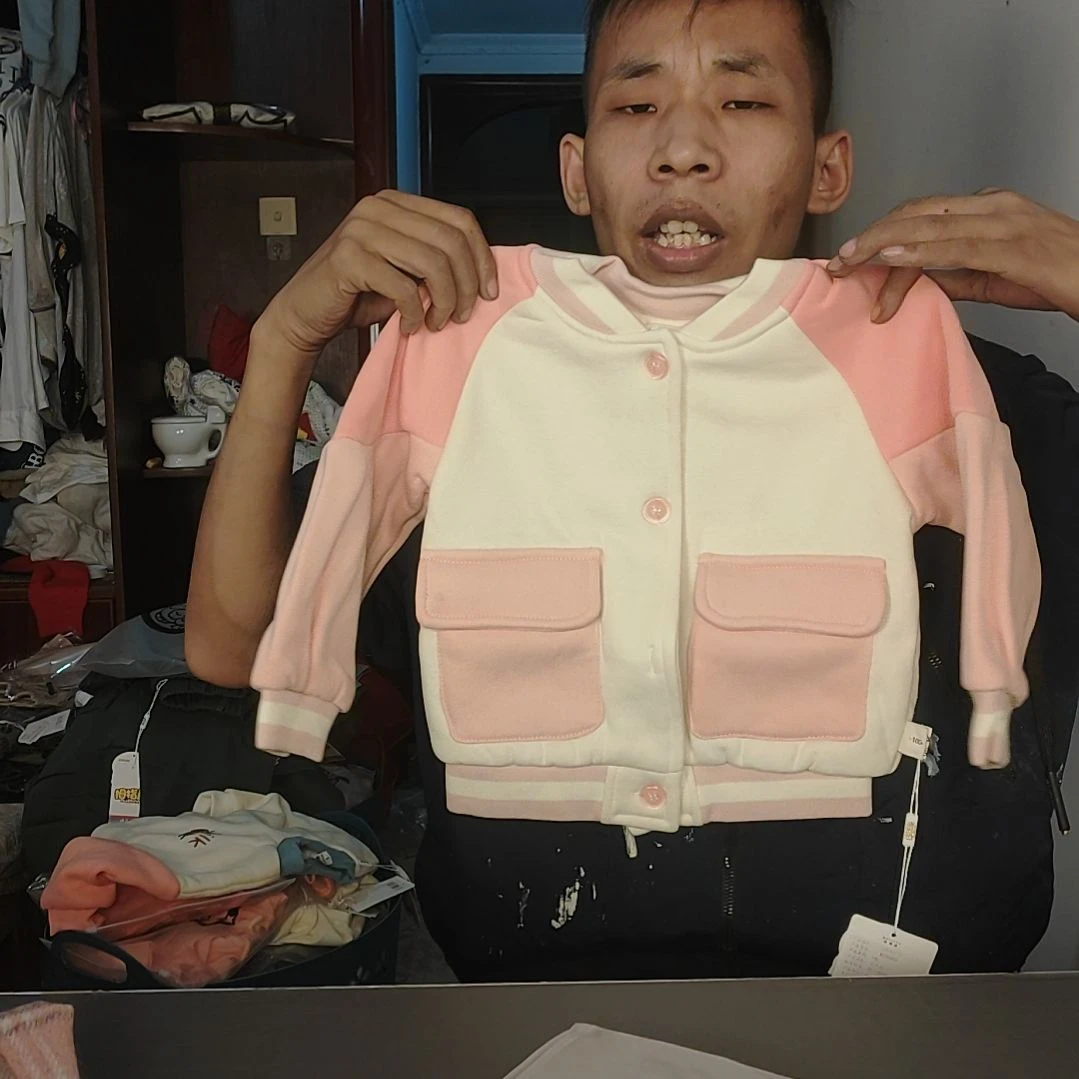 我有图噜噜噜看看来咯弄
