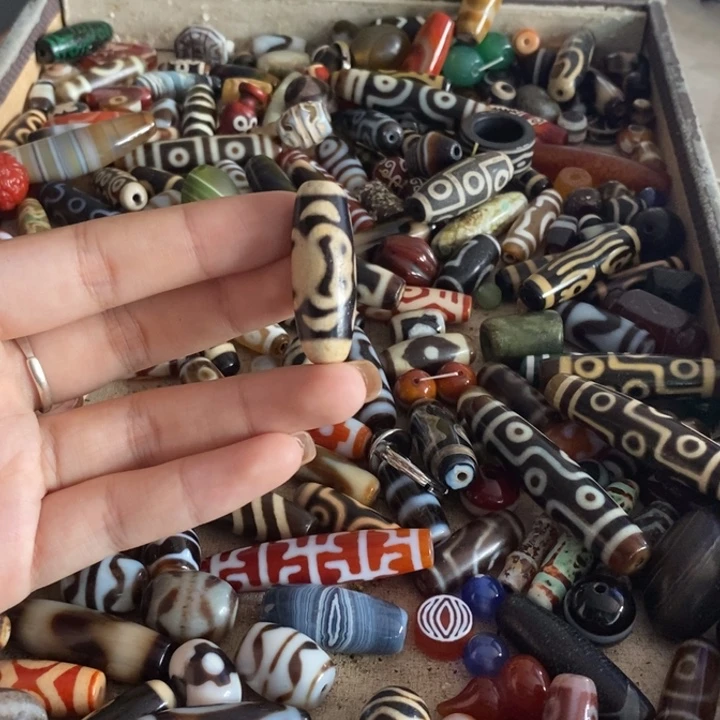 玛瑙/玉髓颈饰足银镀金镶嵌108