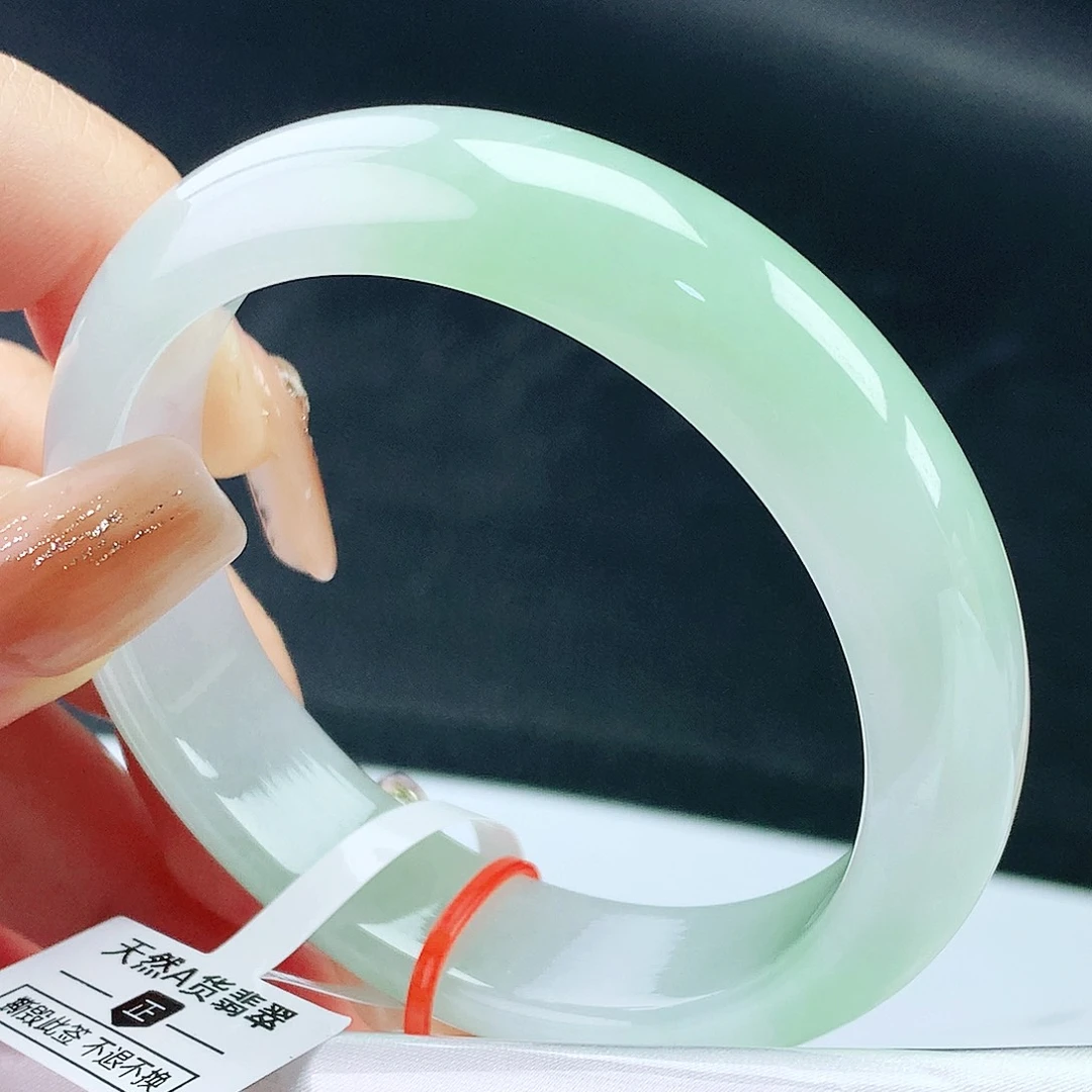 未镶嵌手镯翡翠53轮胎