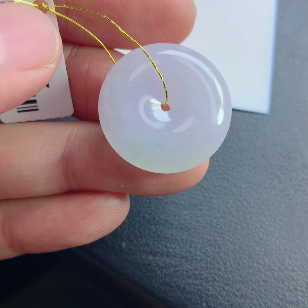 红***哥翡翠未镶嵌颈饰平安扣