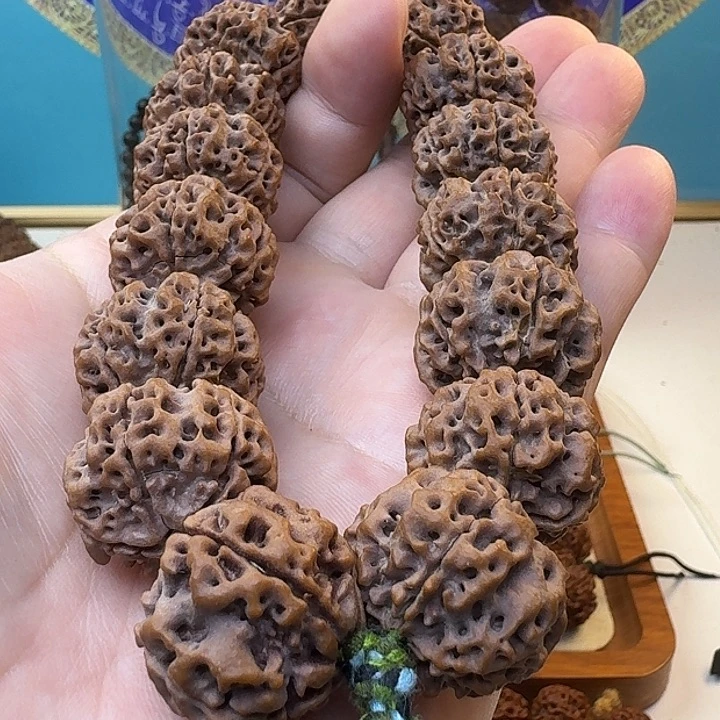 金刚菩提手串雪山铁籽蜂王