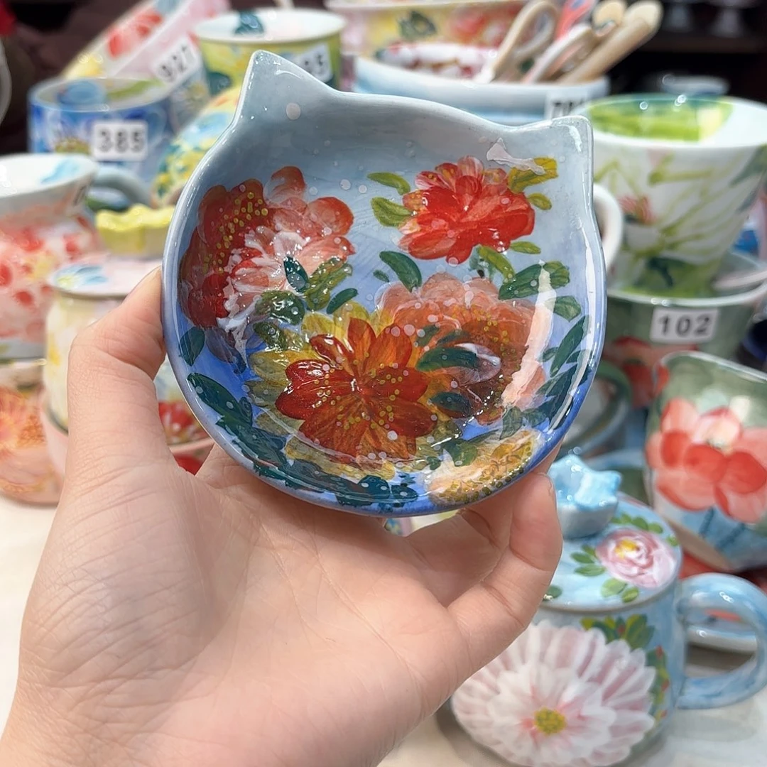 瓷片兔兔好可爱呀