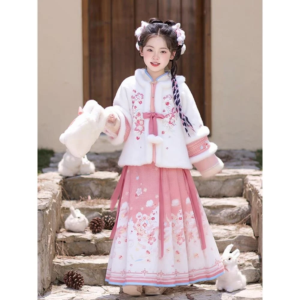 范哲萨女童汉服拜年服国风2025冬冬新款儿童唐装加绒加厚马面裙套