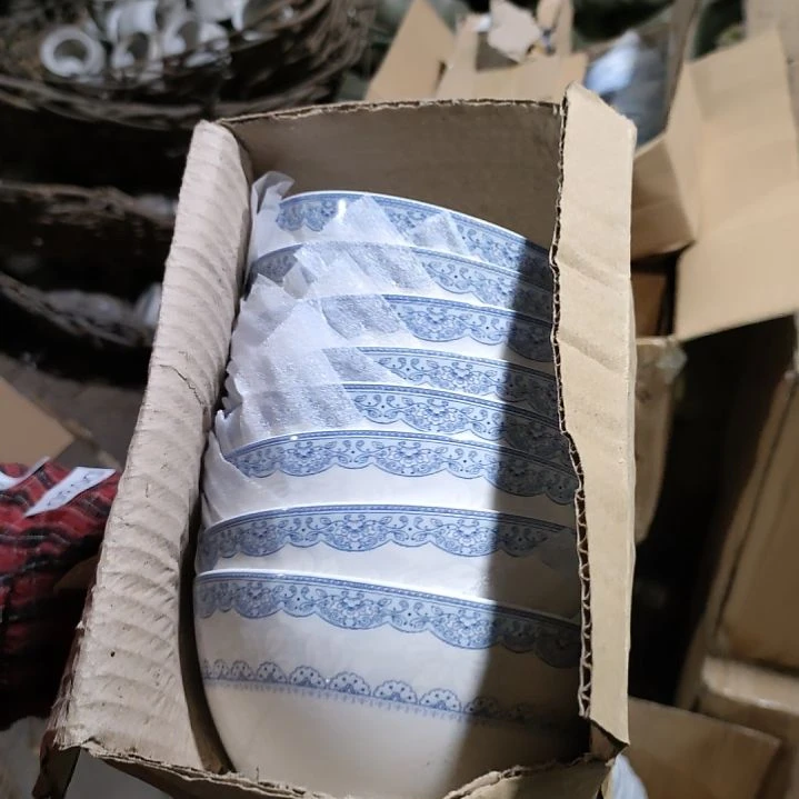 摆件陶瓷盘子碗啥都有