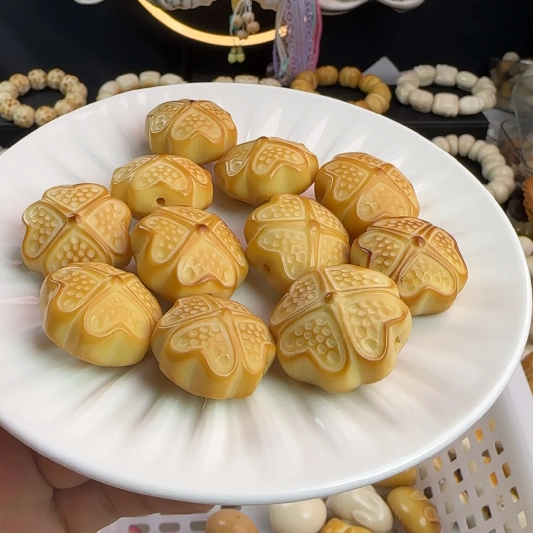 菩提根/象牙果吊坠微瑕疵炭烤大四叶草4颗