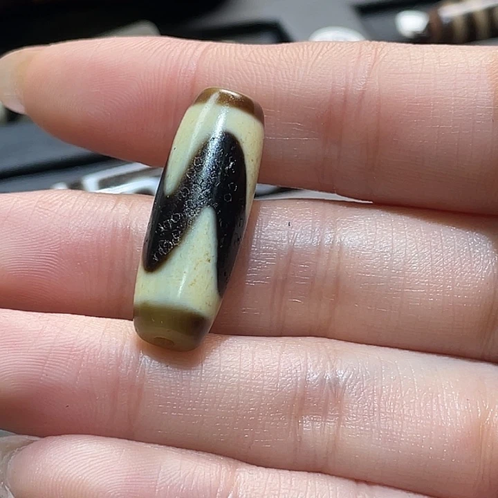 小****玛瑙/玉髓（覆膜）未镶嵌颈饰