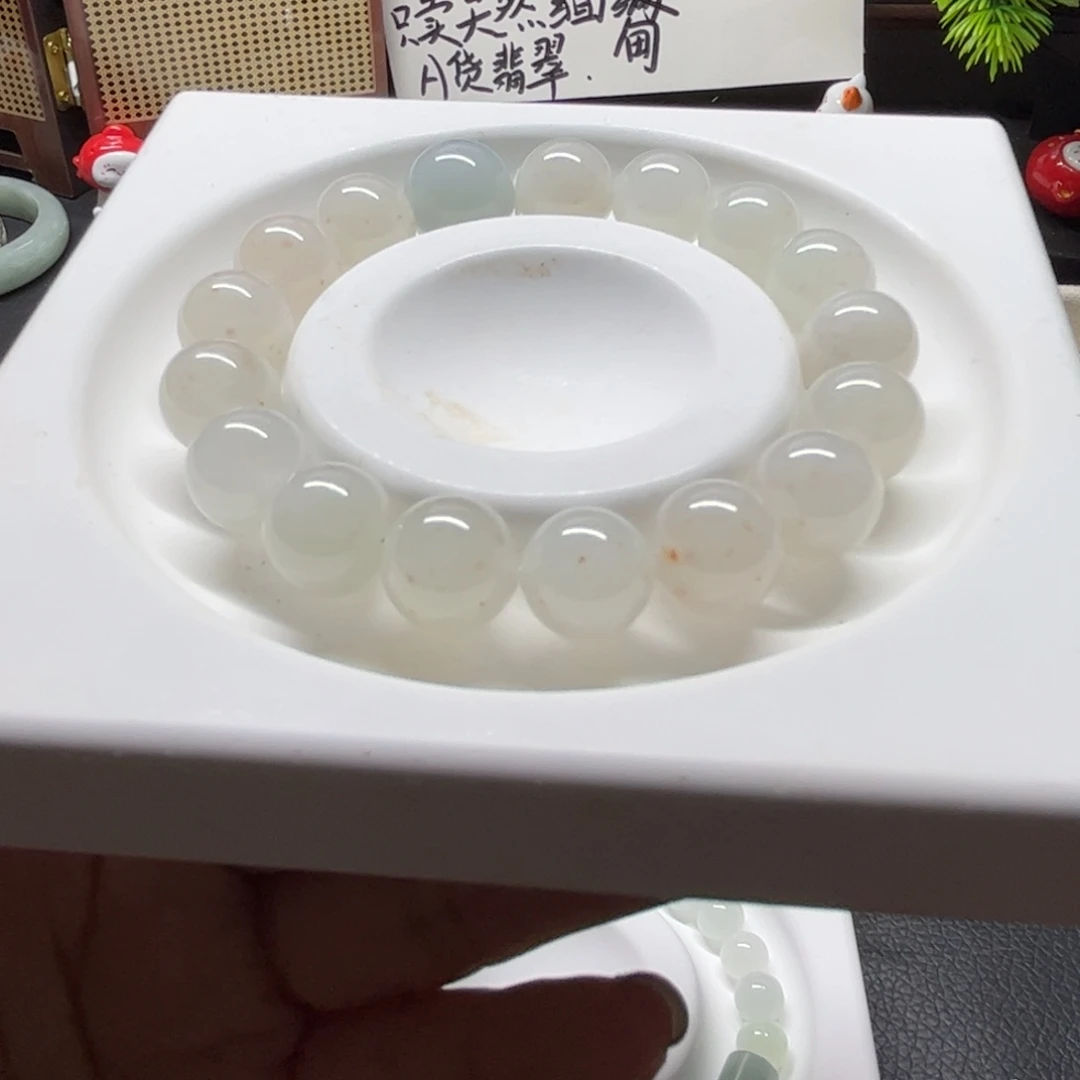 定制翡翠未镶嵌卡11洒金手串