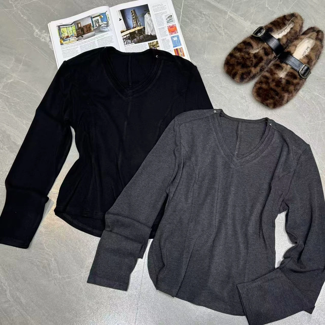 Z.X    设计款收腰V领打底衫  151（C7）