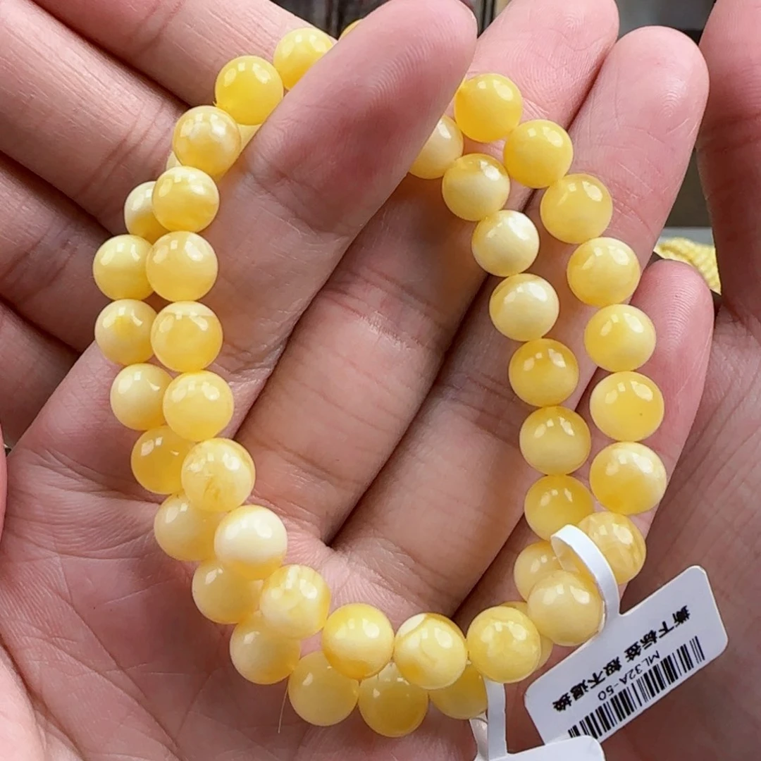 琥珀裸石未镶嵌多样性发其一