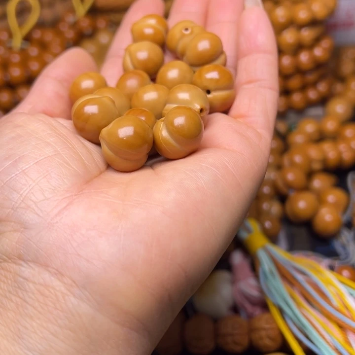 吊坠橄榄核聚宝盆