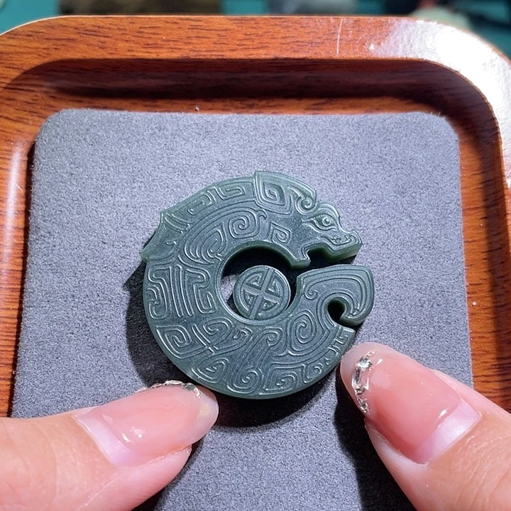 【闪购商品】和田玉颈饰未镶嵌