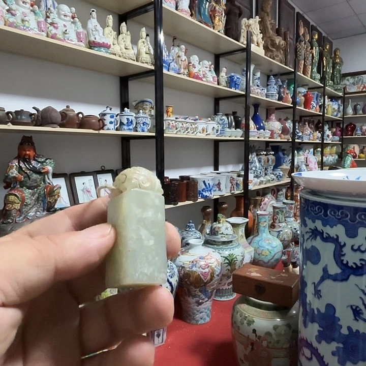 郭***四其他陶瓷摆件不固定一件