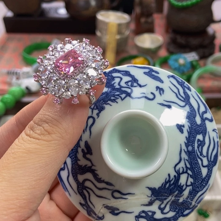 瓷片不哈哈哈哈哈哈哈哈哈哈哈哈