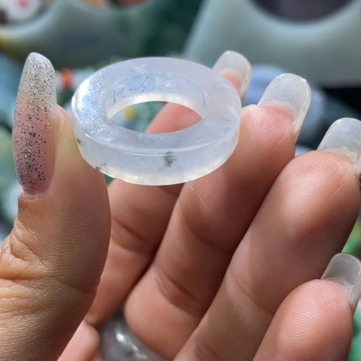 吾***木定制翡翠未镶嵌天然翡翠