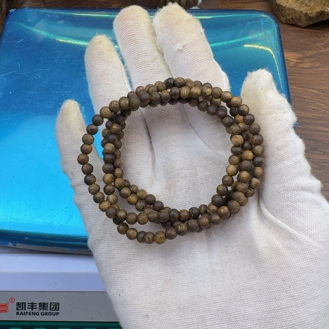 沉香沉香碎屑乌身圆叶0.4尺寸5克➕