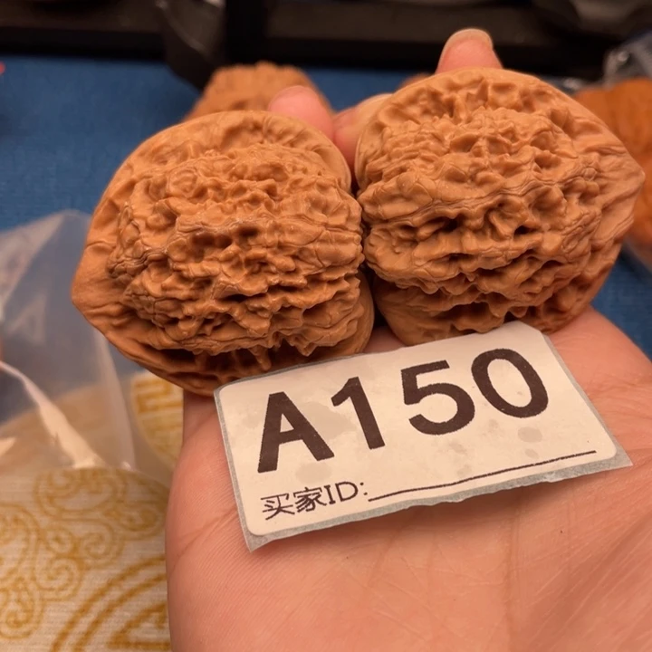 文玩核桃吊坠核桃