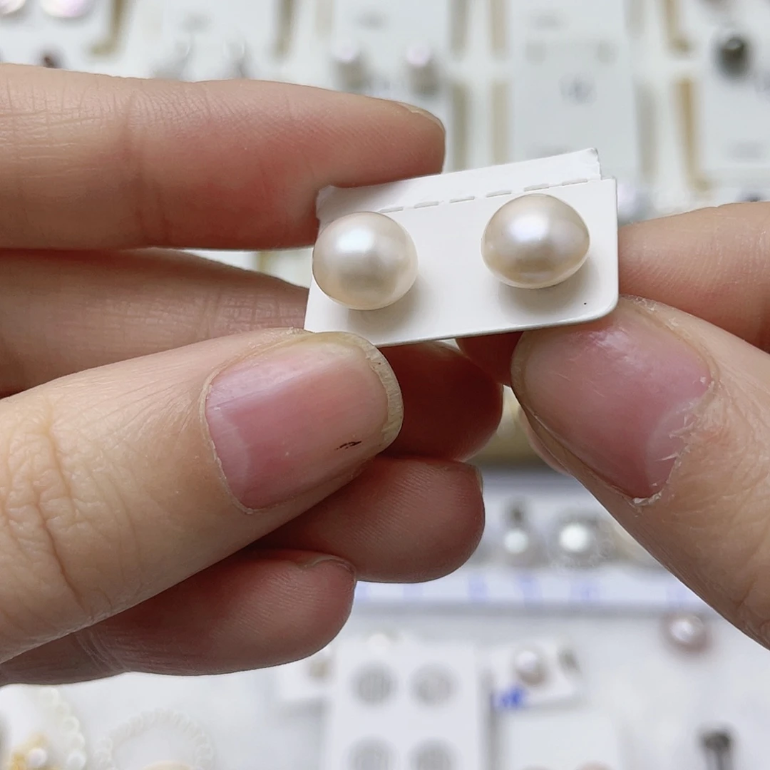 Z***z耳饰淡水珍珠银S925镶嵌