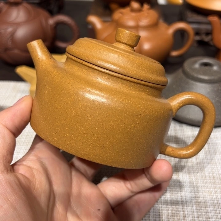 茶壶紫砂黄金段，德钟，容量150毫升