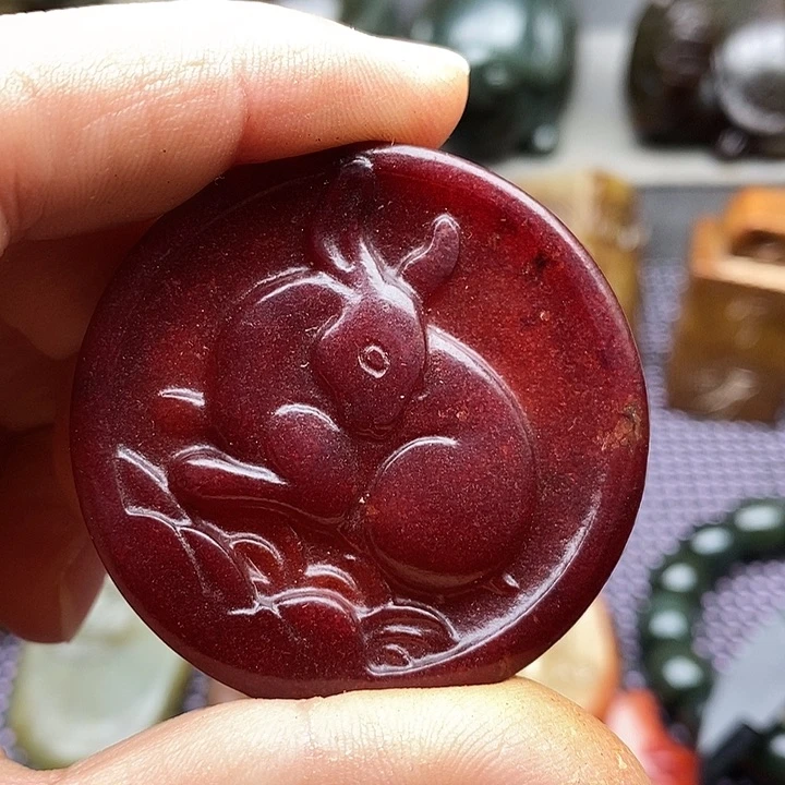 未镶嵌蛇纹石玉颈饰