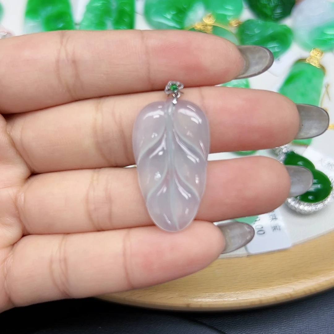 翡翠颈饰18K金镶嵌天然Ａ货翡翠