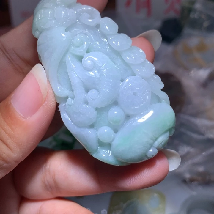 翡翠未镶嵌颈饰保真天然A货翡翠