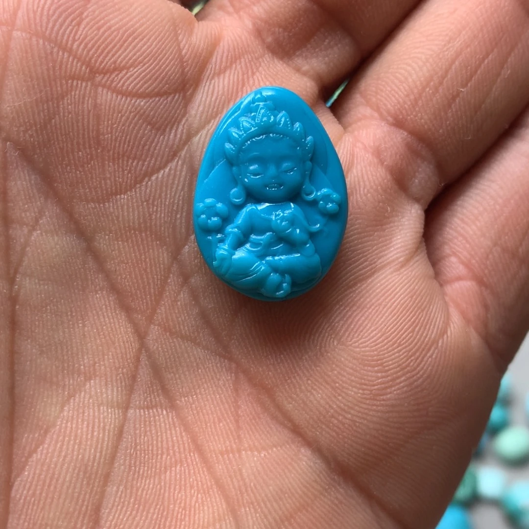 绿松石未镶嵌颈饰