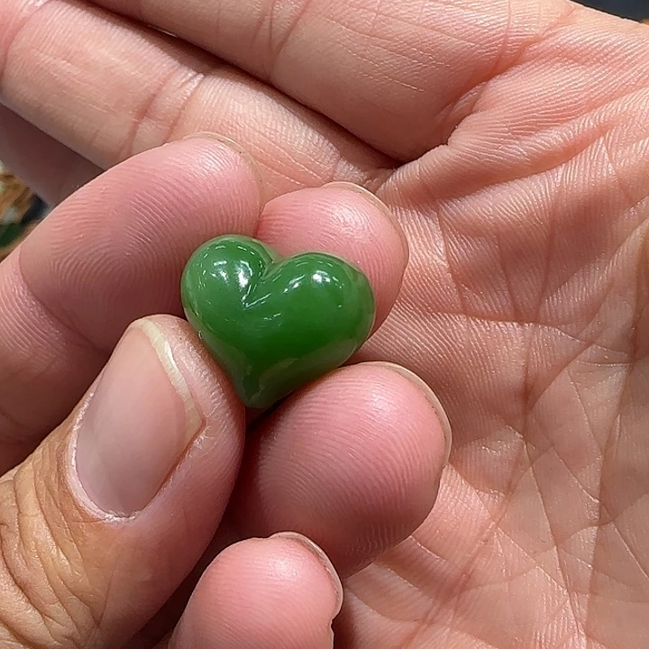 和田玉（碧玉）未镶嵌颈饰