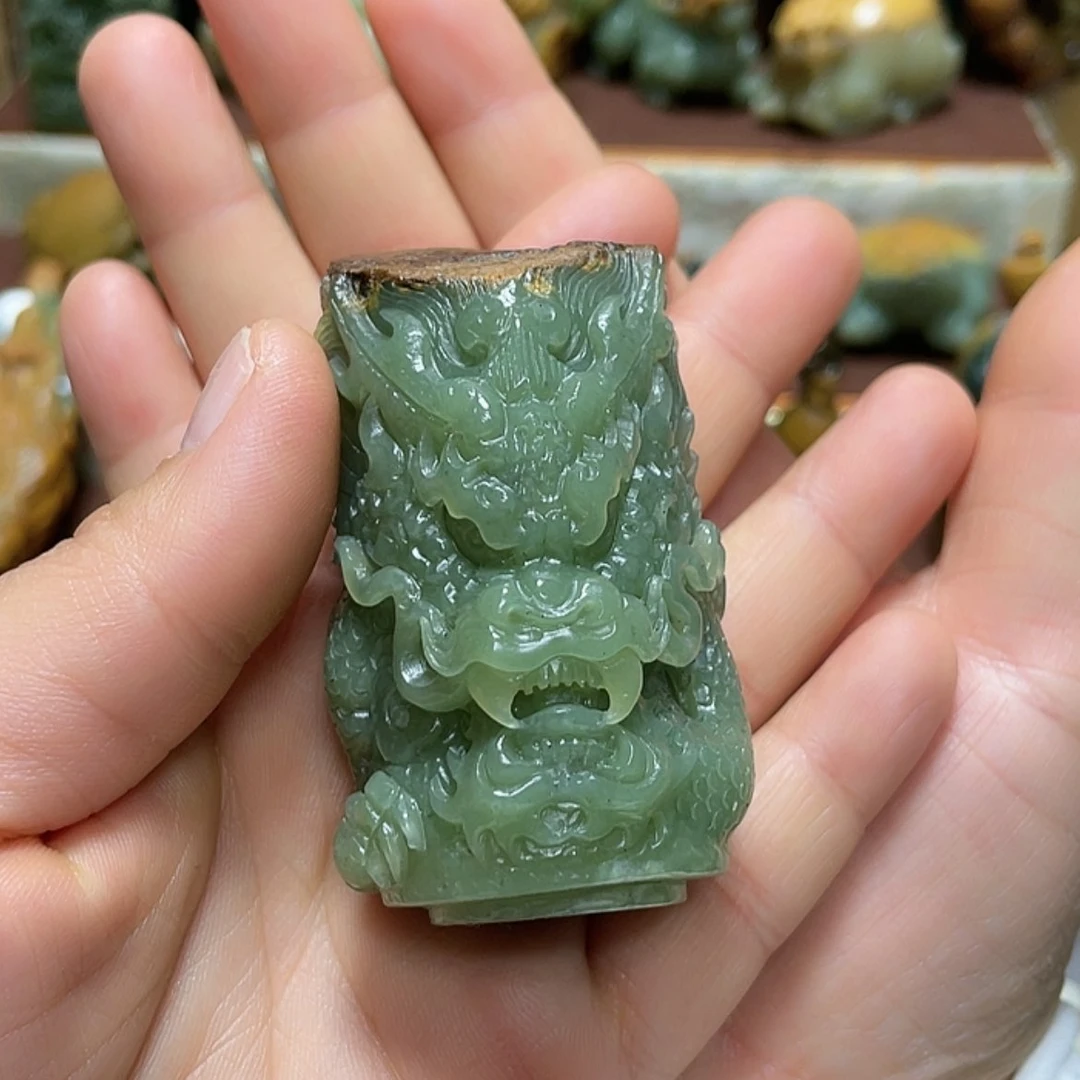 【闪购商品】未镶嵌岫岩河磨玉（透闪石质玉）挂件