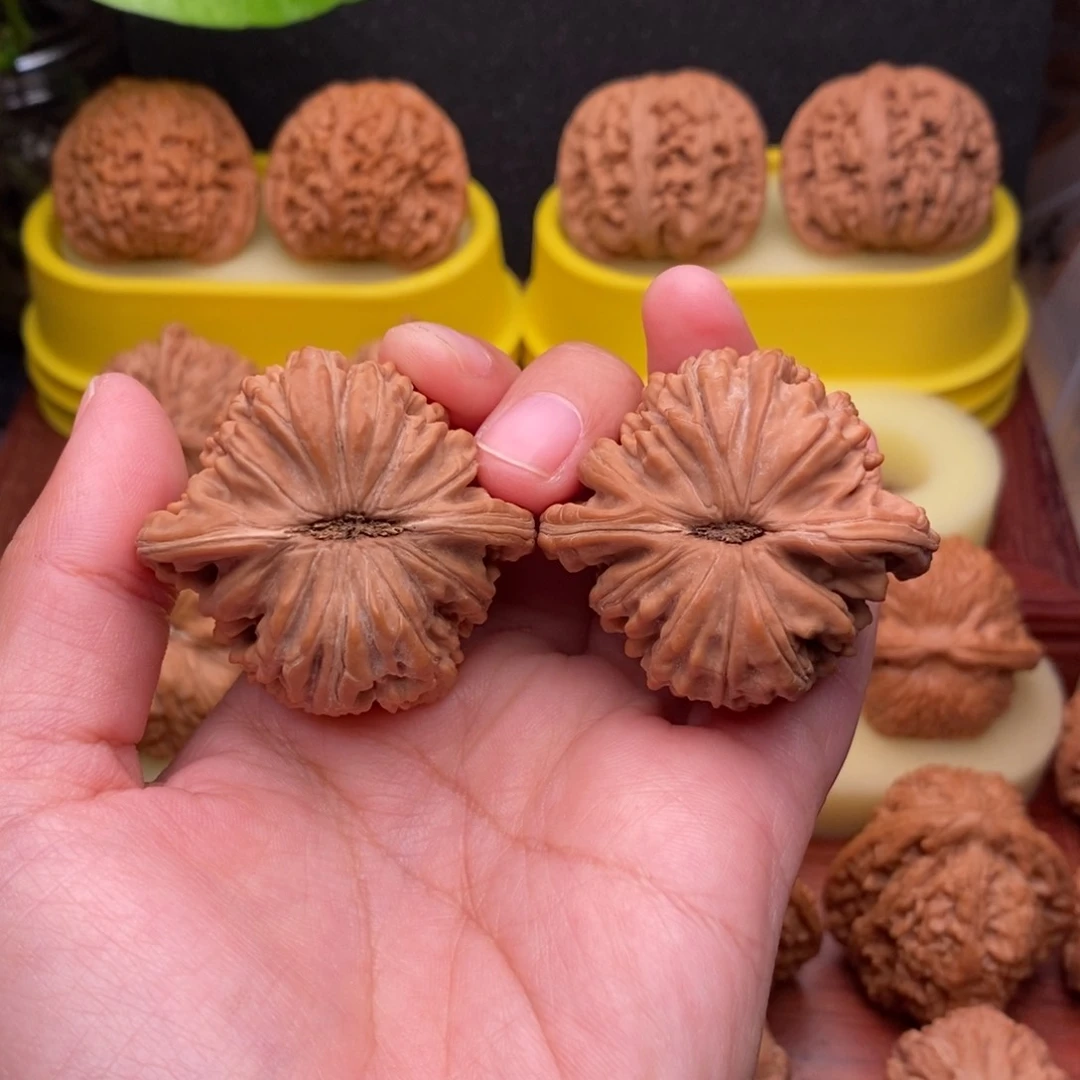 吊坠文玩核桃43老树红皮四座楼