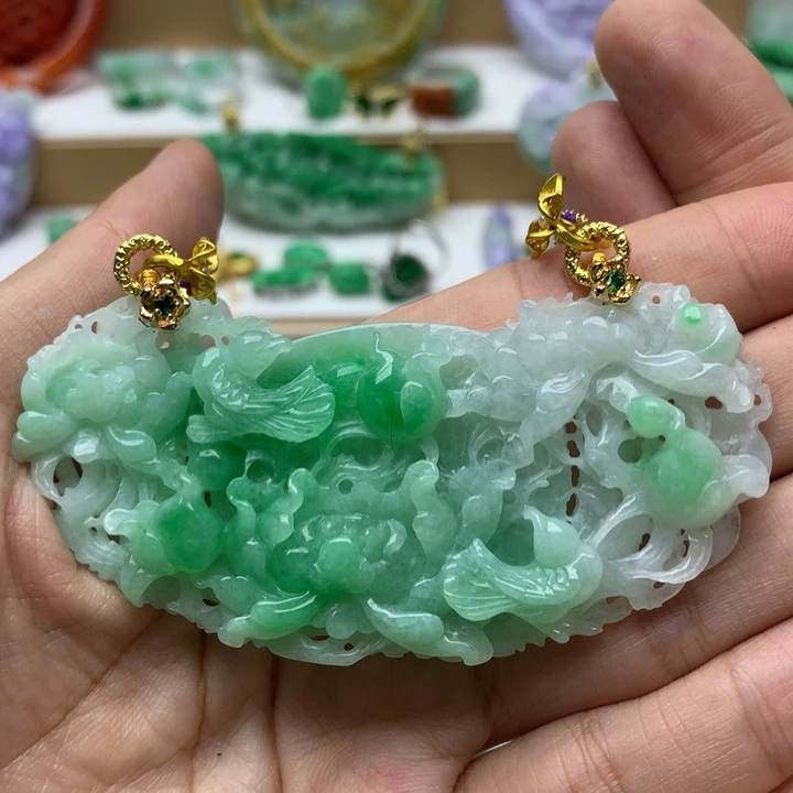 颈饰未镶嵌翡翠翡翠