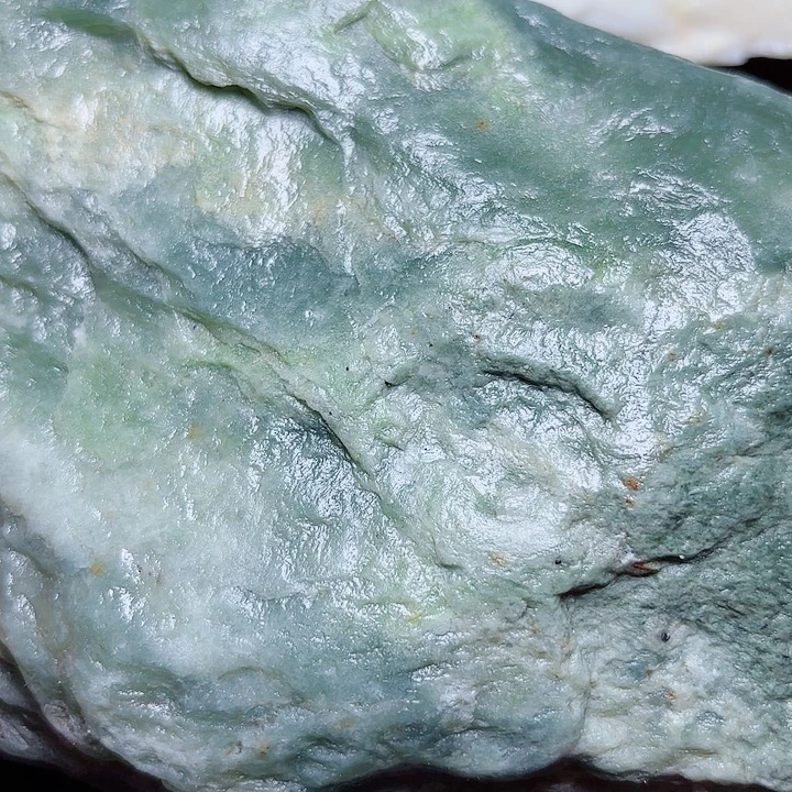 未镶嵌和田玉（糖玉）珠宝奇石