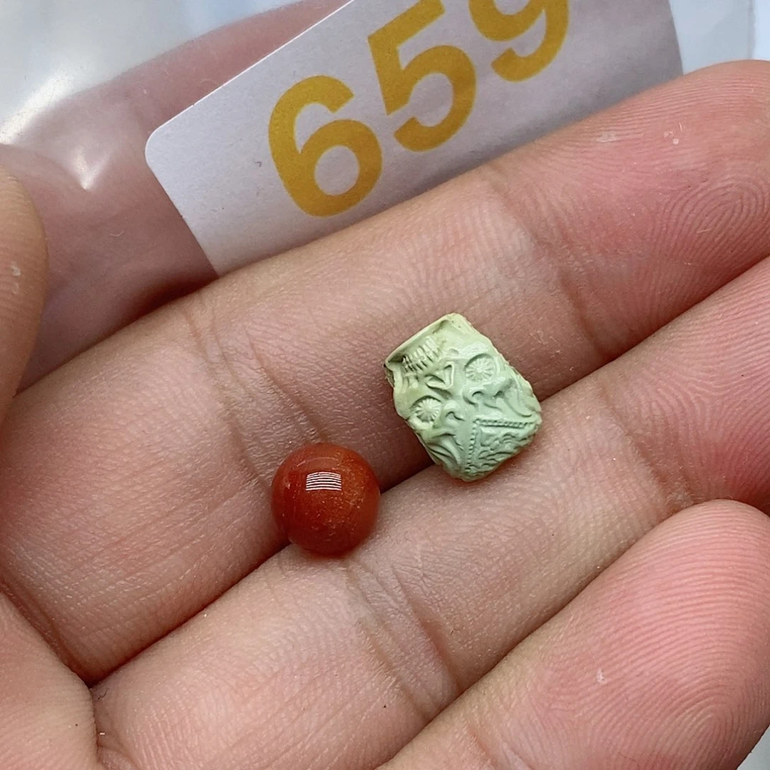 未镶嵌南红玛瑙珠宝奇石