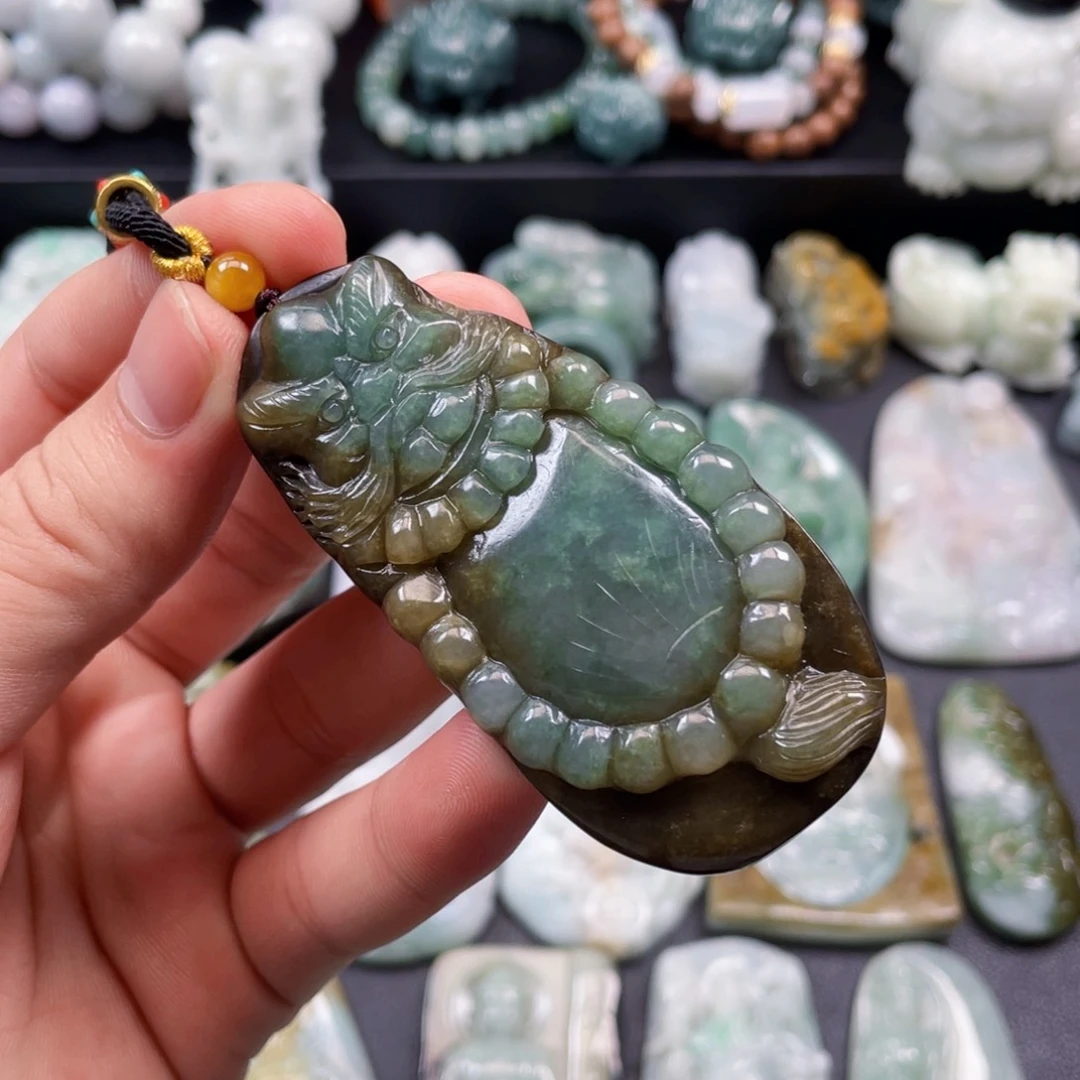 颈饰未镶嵌翡翠翡翠