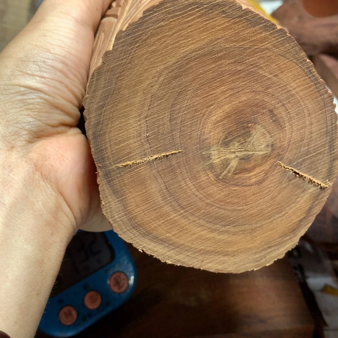 龙***海檀香木手串制作工艺