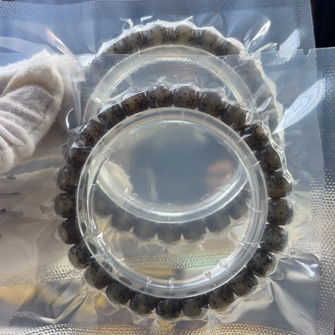 手串星月菩提糯冰全玉化