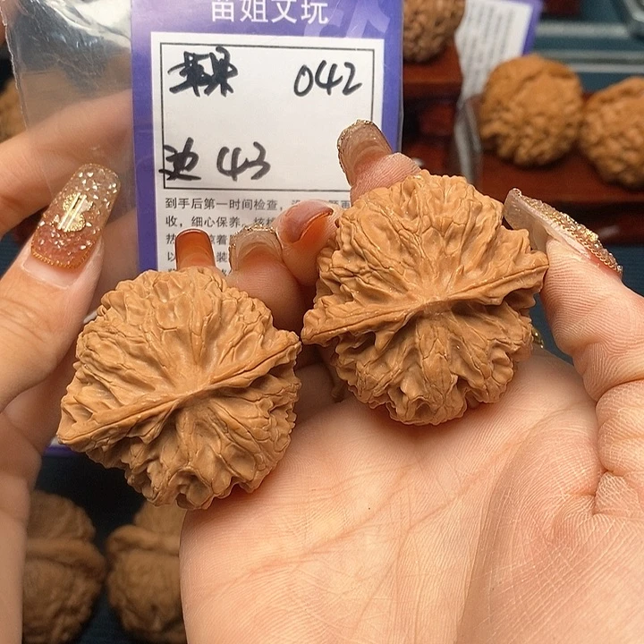 文玩核桃把件苹果