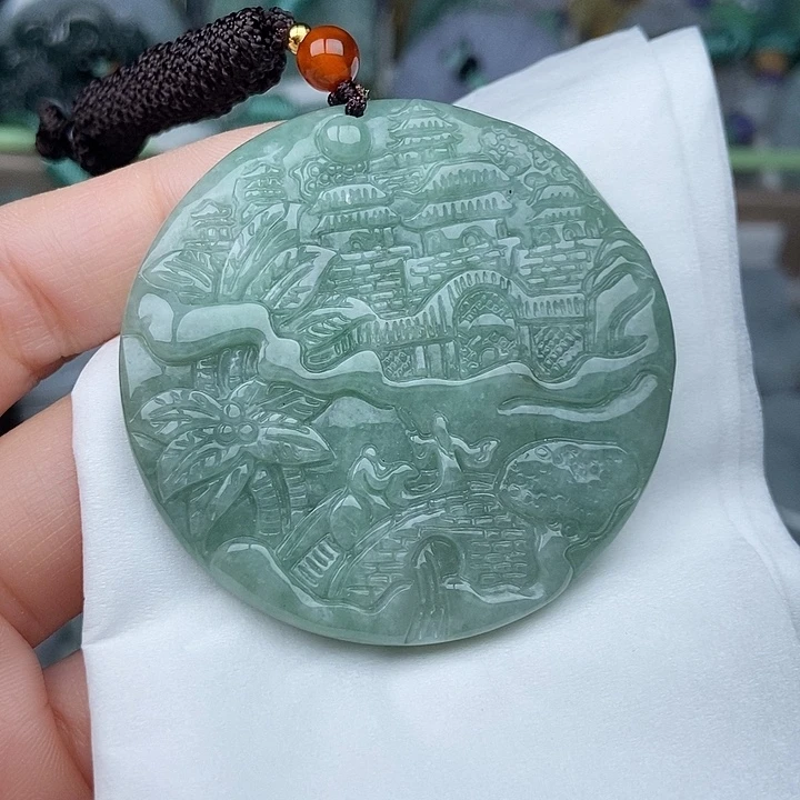 翡翠未镶嵌颈饰翡翠