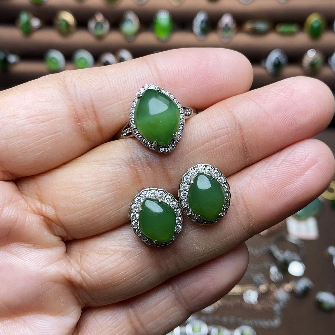 吊坠(不含链)银S925镶嵌和田玉（碧玉）套装