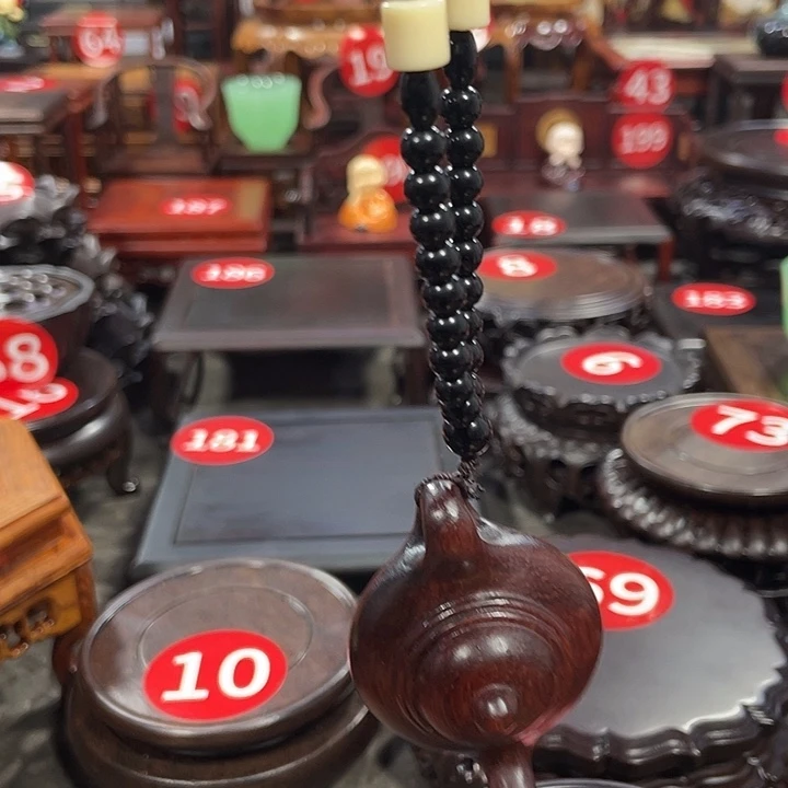 琉璃手工艺品红木底座工艺品