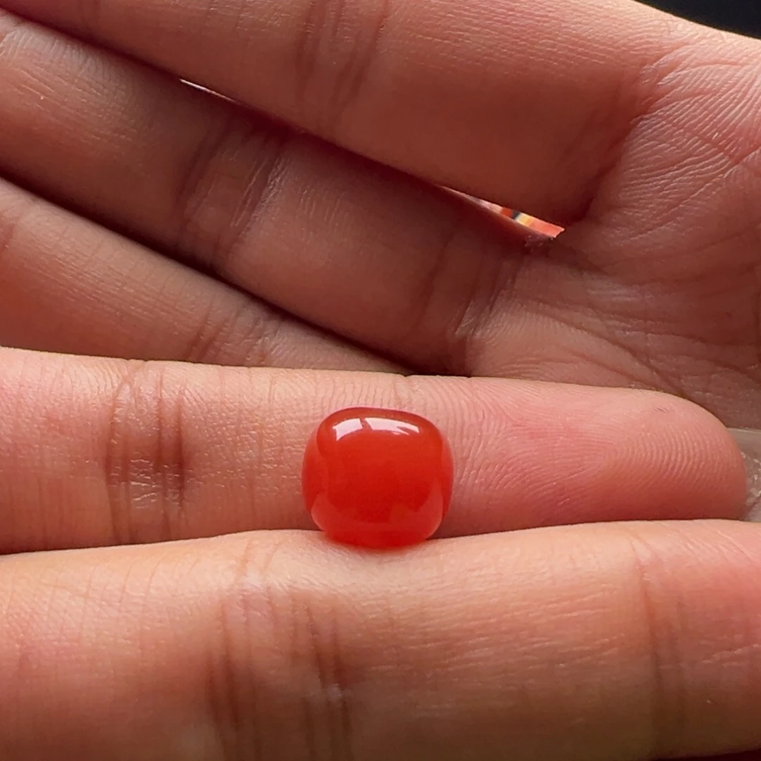 心***方未镶嵌老型10.2x9.1南红玛瑙有裂