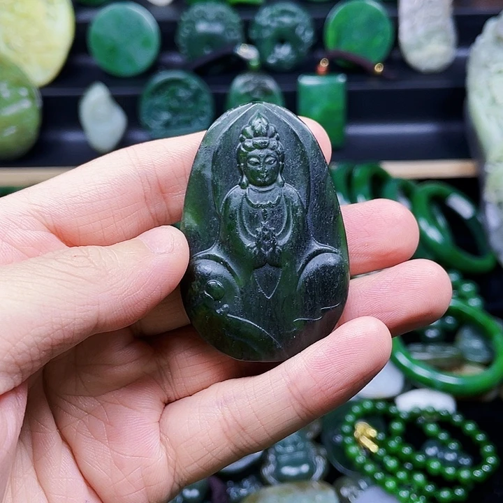 和田玉未镶嵌挂件