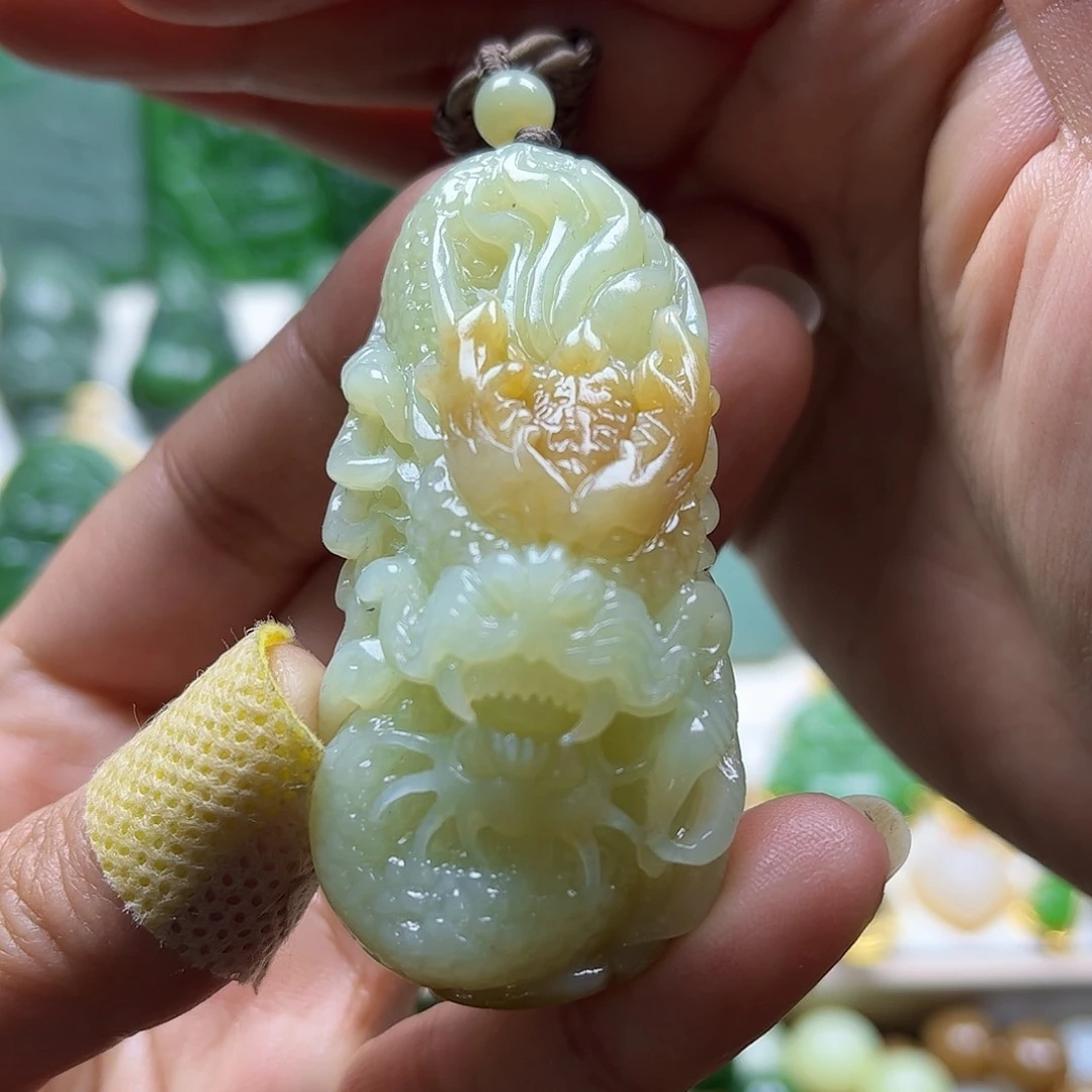 和田玉挂件未镶嵌