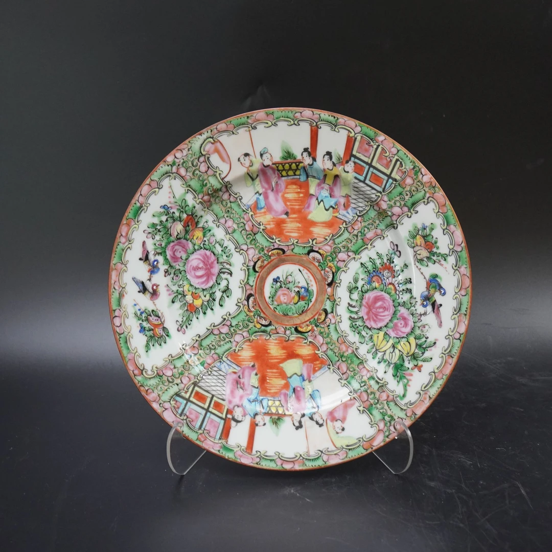 Lot.25090539清光绪广彩人物花鸟纹赏盘 直径：约24.6cm