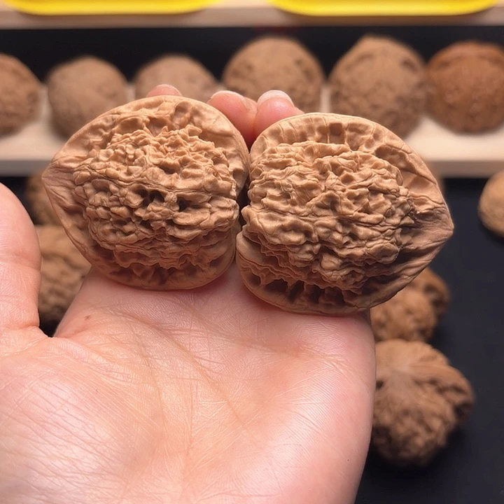 文玩核桃吊坠不***肠43官帽