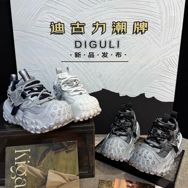 【迪古力】欧洲站2025新款女厚底贝壳头溶解鞋擦色增高百搭面包鞋盼