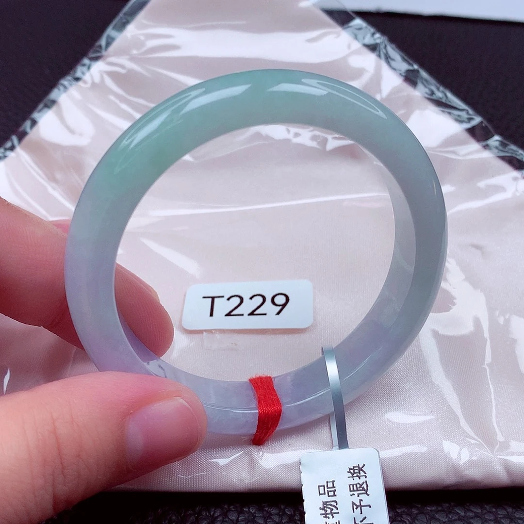翡翠未镶嵌手镯天然缅甸翡翠A货